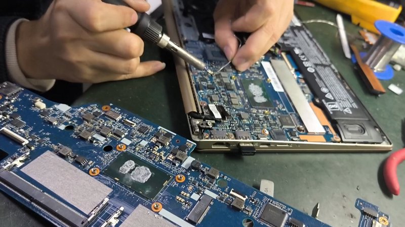 在电子产品日益普及的今天，掌握电子设备维修技能对于不少技术人员来说至关重要。然而，对于初学者而言，如何快速上手却是个难题。电子设备维修模拟器正是解决这一问题的理想工具。